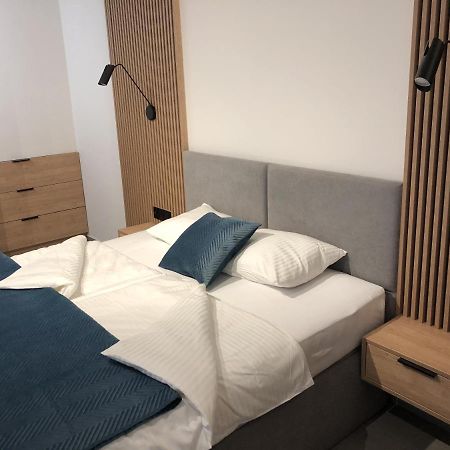 Apartament Lena Stare Miasto Krakau Exterior foto